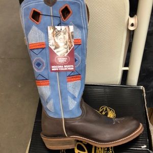 Authentic women’s cowgirl boots